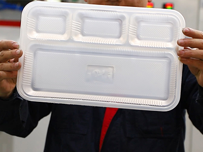 TQC-750 塑料杯熱成型機-做四格餐盒